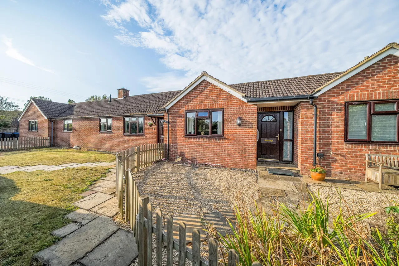 Barley Hill Lane, Poulshot, SN10, photo 23
