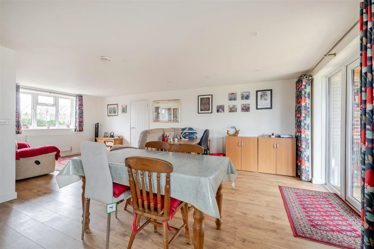 Barley Hill Lane, Poulshot, SN10, photo 13