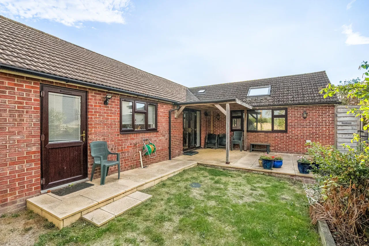 Barley Hill Lane, Poulshot, SN10, photo 11