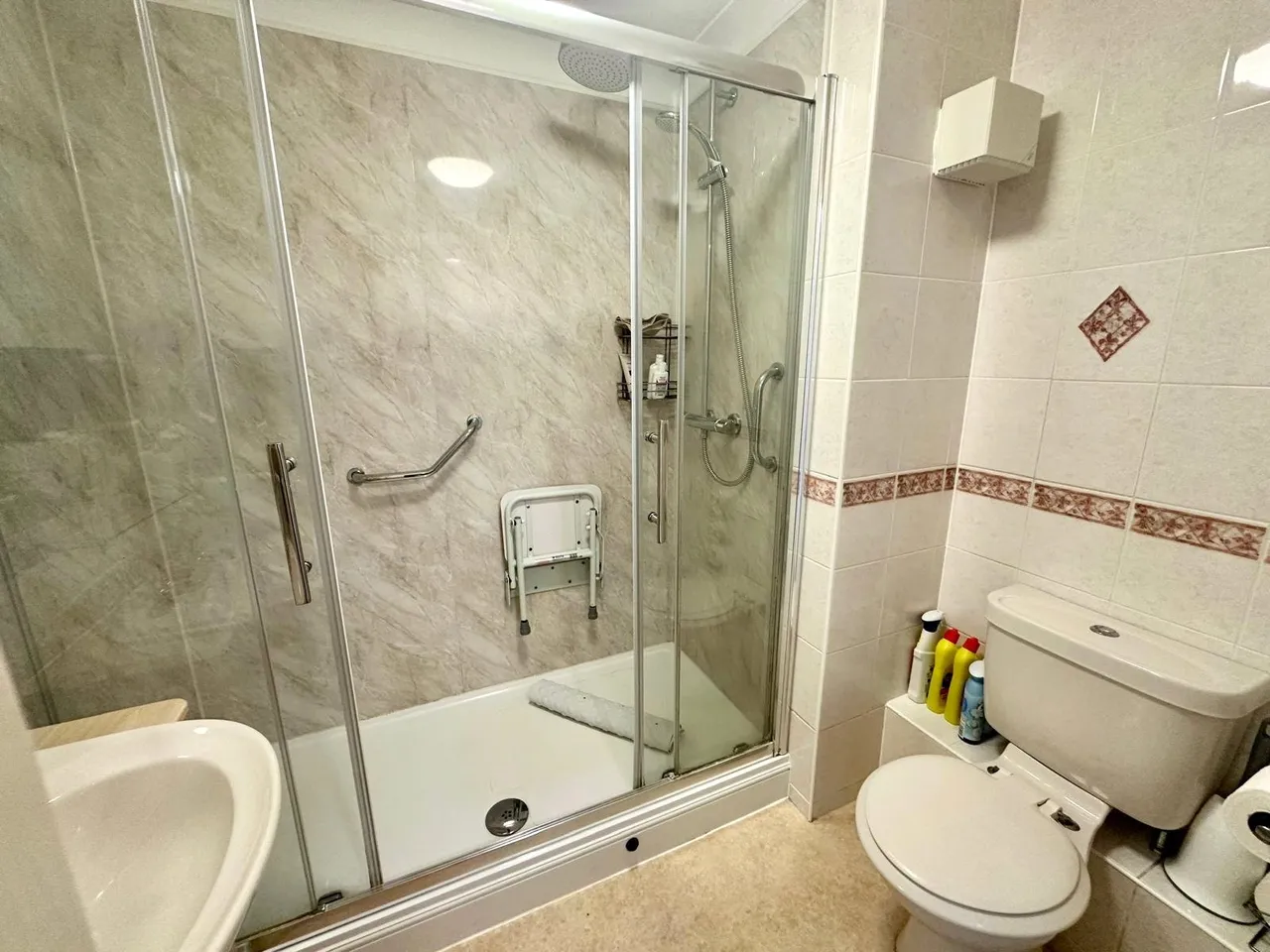 Rowan Court, Long Street, Thirsk, YO7 1GD, photo 5