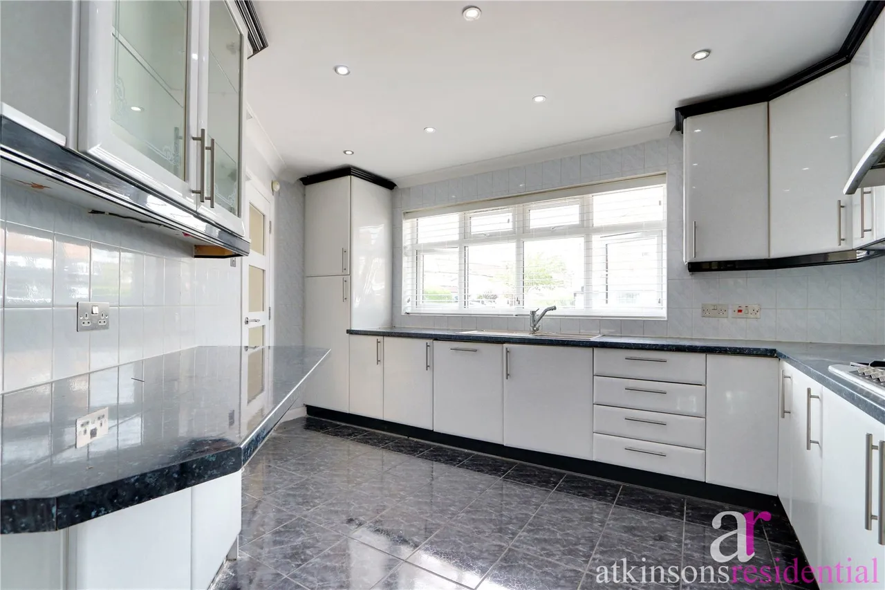 Fillebrook Avenue, Enfield, EN1, photo 6