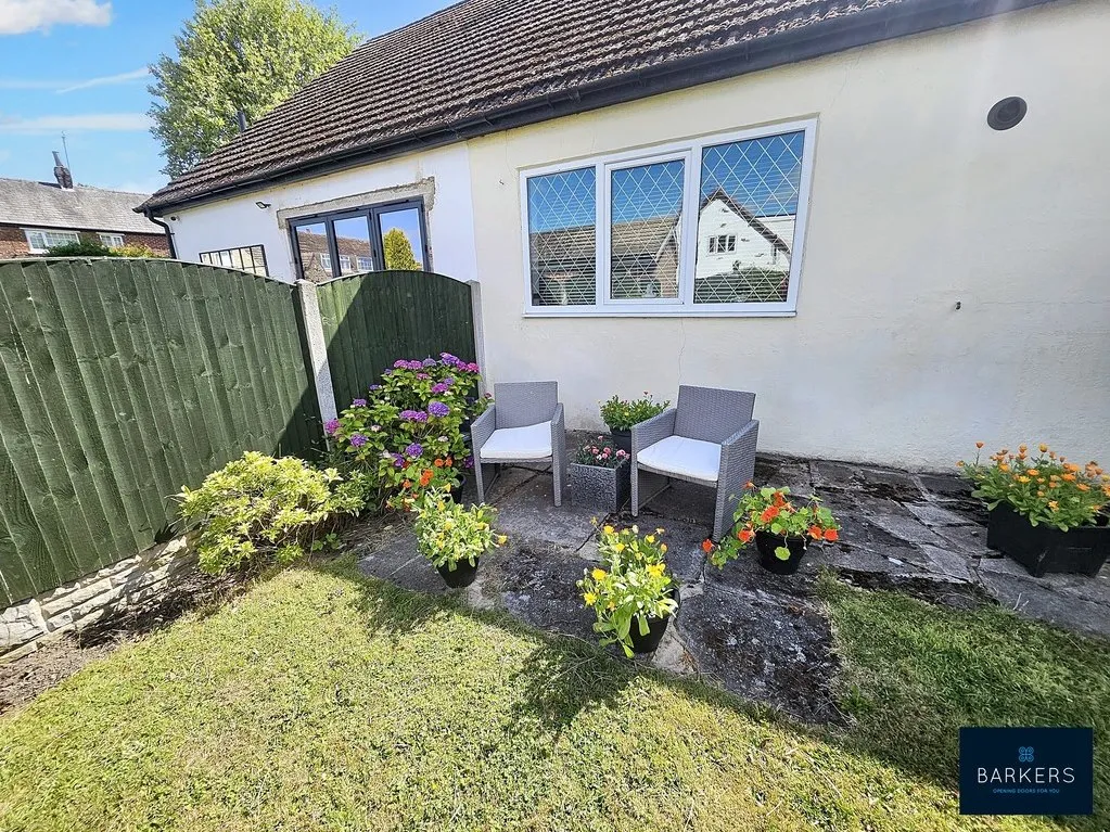 Raikes Lane, East Bierley BD4 6RD, photo 17