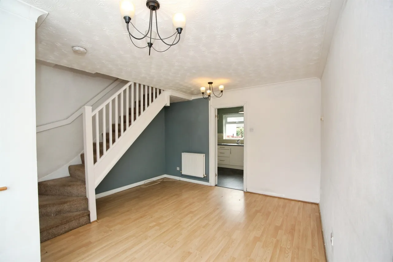 Cwrt Y Waun, Beddau, Pontypridd, photo 2