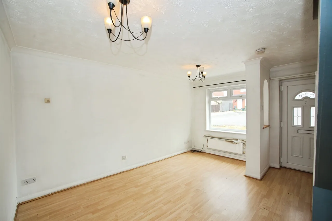 Cwrt Y Waun, Beddau, Pontypridd, photo 3
