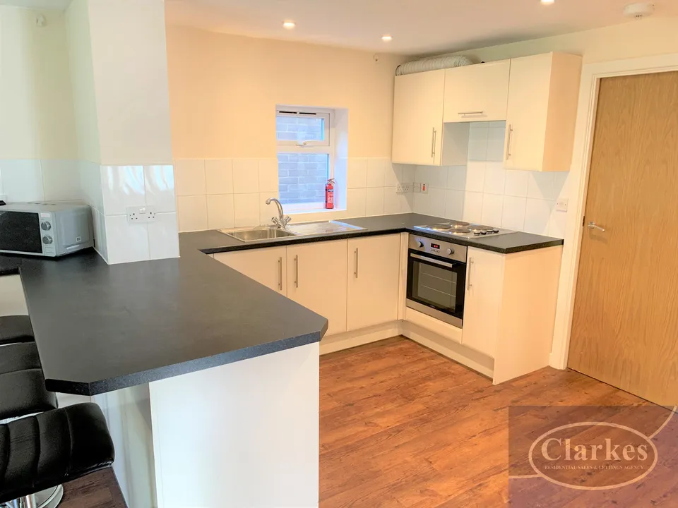 Ensbury Park Road, Just Off Boundary Rd, photo 11