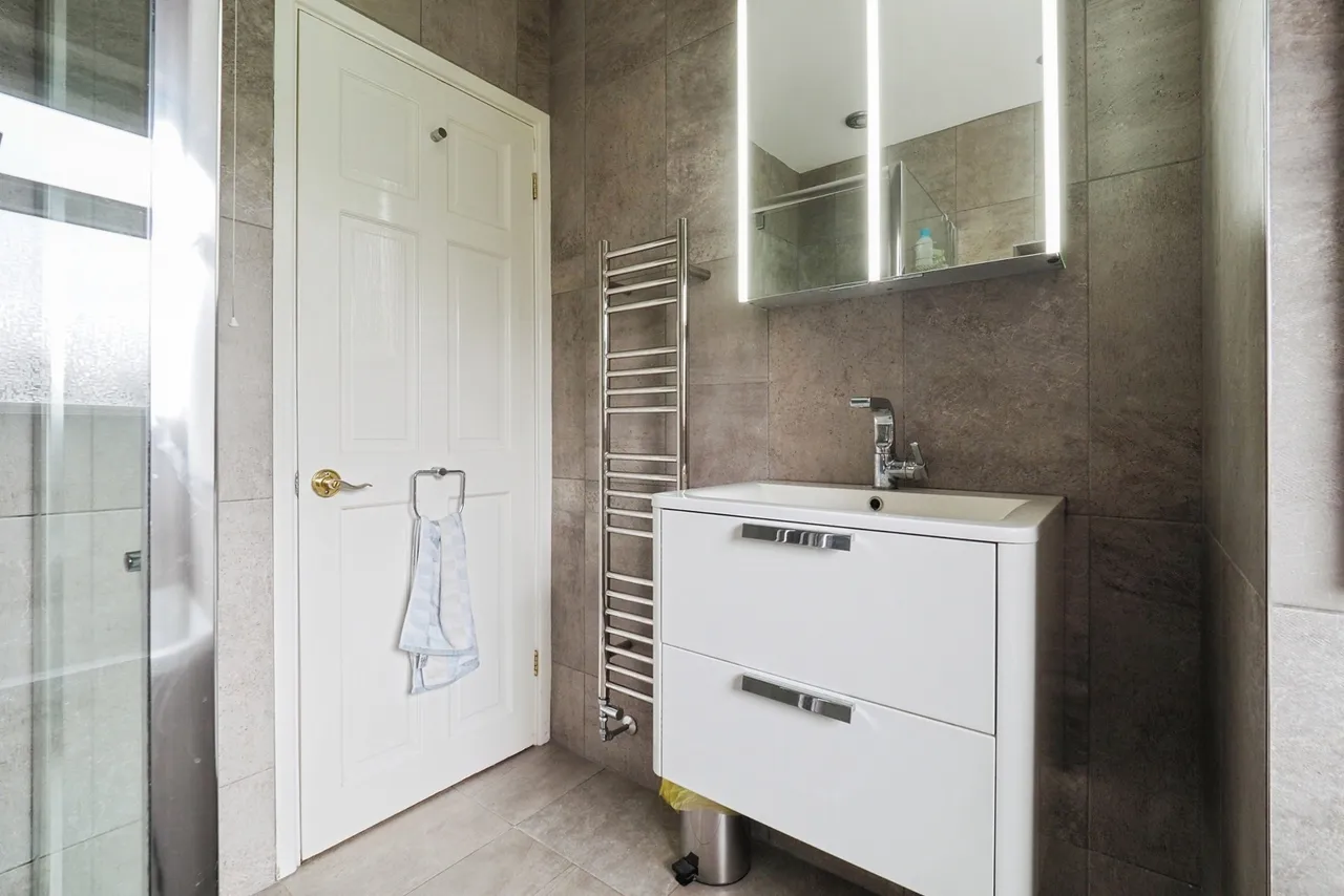Burnside Drive, Bramcote Hills, NG9, photo 12