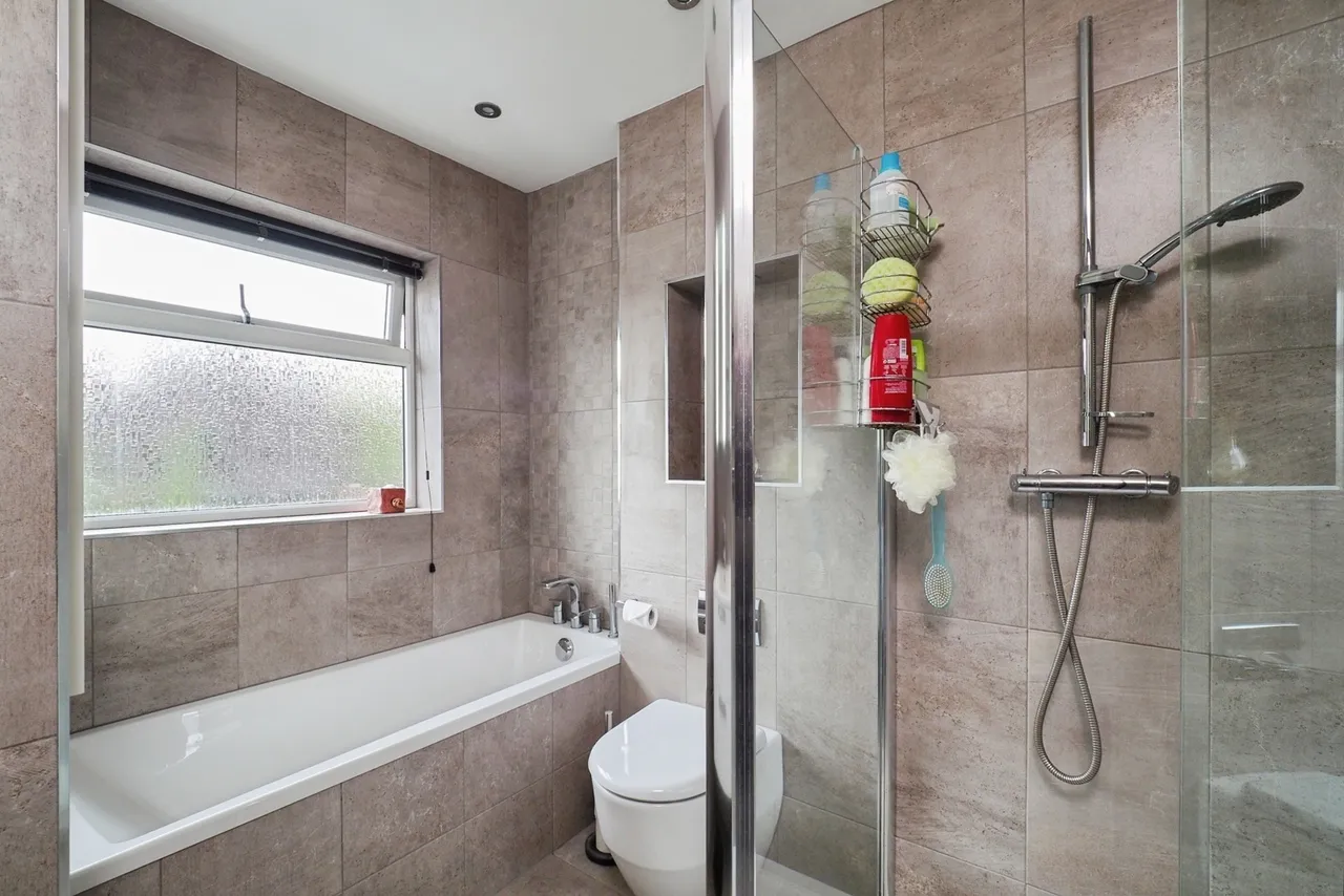 Burnside Drive, Bramcote Hills, NG9, photo 3