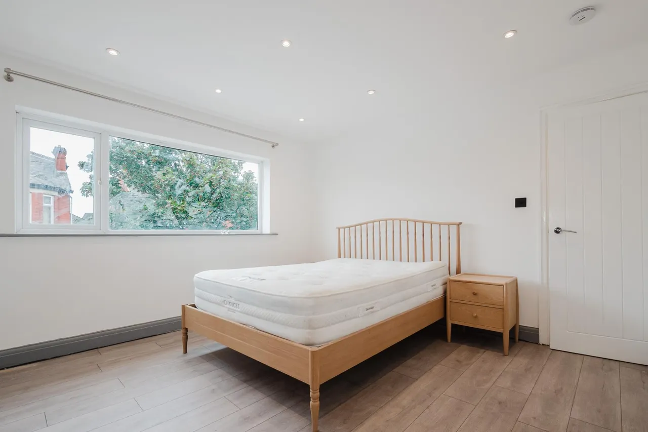 Worsley Avenue, Manchester, Blackley, M40, photo 10