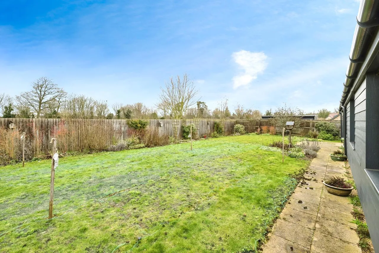 Larkfield, Cambridge, CB21, photo 18
