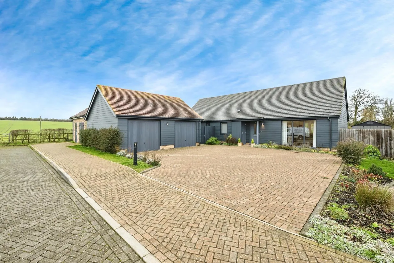 Larkfield, Cambridge, CB21, photo 2