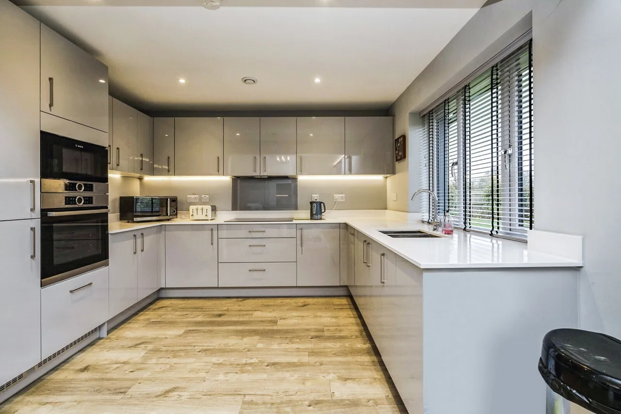 Larkfield, Cambridge, CB21, photo 4