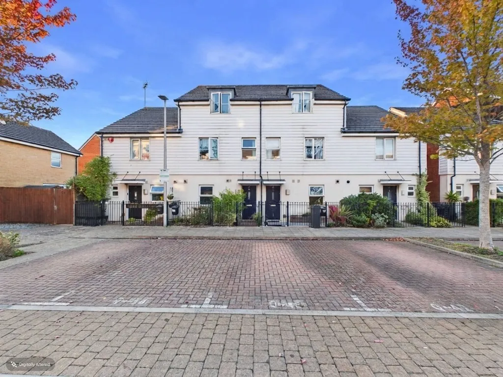 4 bed house for sale, St. Agnes Way, Reading, RG2