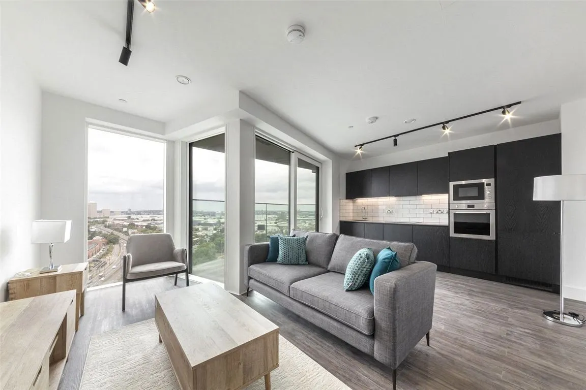 1 bed flat for sale — Portal Way, North Acton