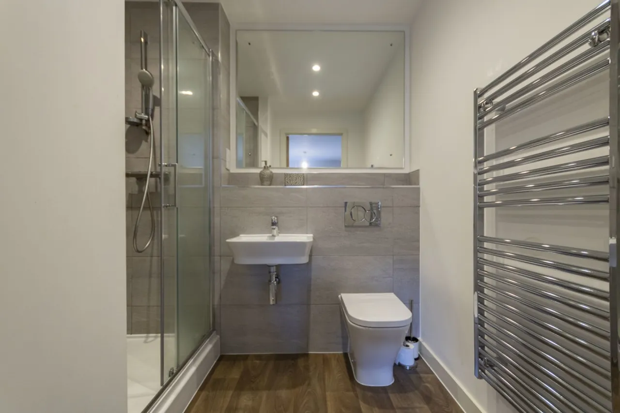 Lexington Gardens, Park Central, B15, photo 9