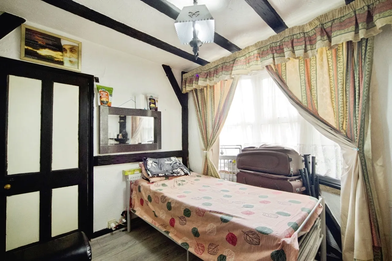 Longbridge Road, Dagenham, Essex, RM8, photo 8