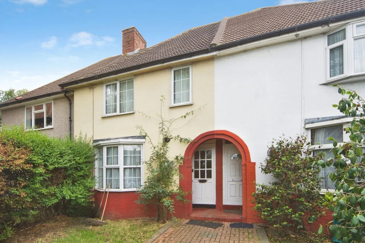 2 bed house for sale — Longbridge Road, Dagenham, Essex, RM8