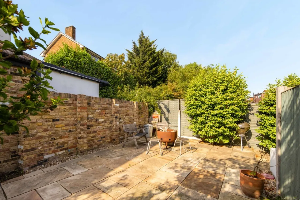 Elmcroft Avenue, Wanstead, photo 4