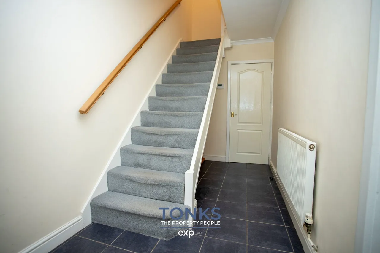 Faraday Avenue, Quinton, B32, photo 9