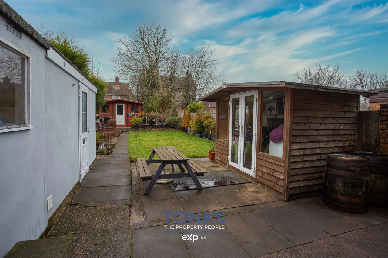 Faraday Avenue, Quinton, B32, photo 16