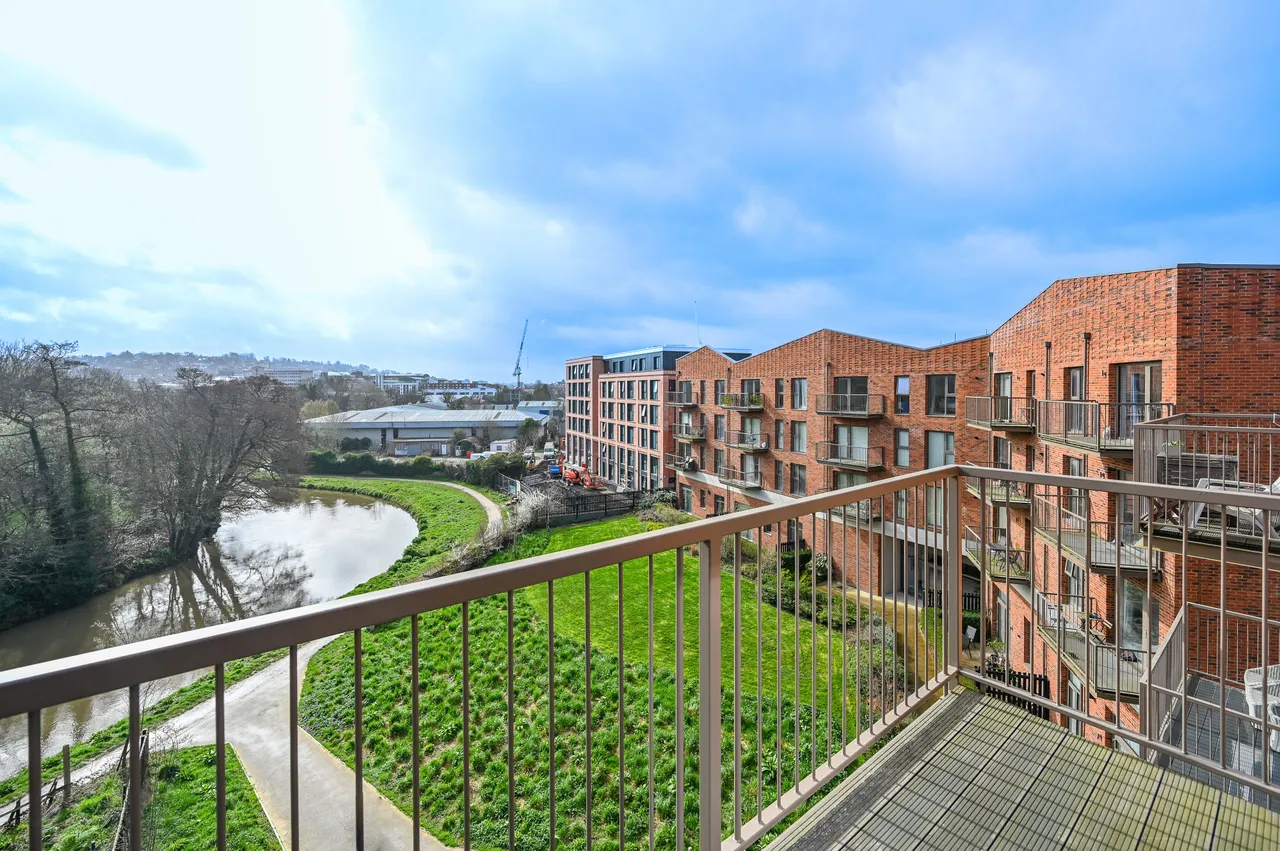 Guildford, GU1, photo 3