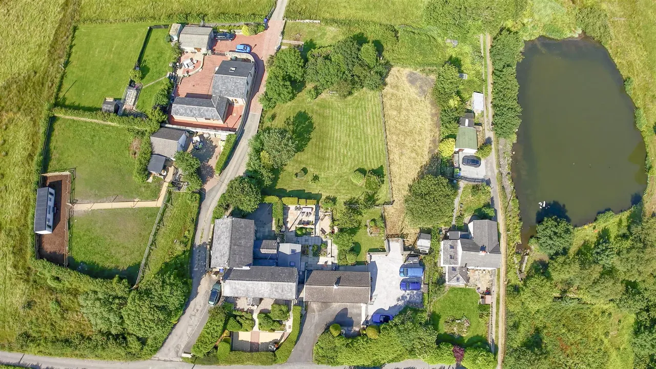 Tong Lane, Bacup, photo 6