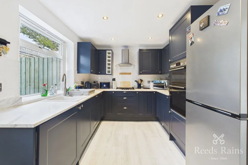 3 bed house for sale, Claremount Road, Halifax, HX3