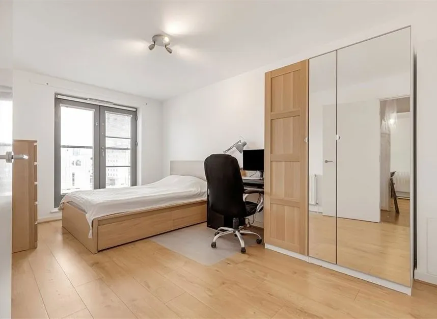 Schoolhouse Lane, London, E1W, photo 6