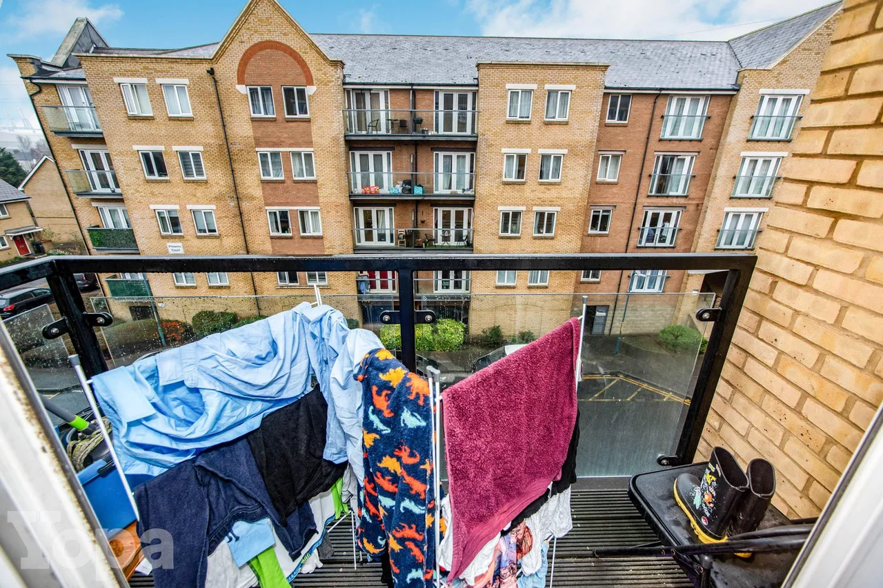 Black Eagle Drive, Gravesend, DA11, photo 9