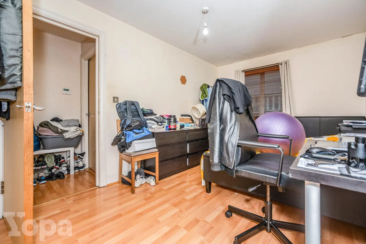 Black Eagle Drive, Gravesend, DA11, photo 4