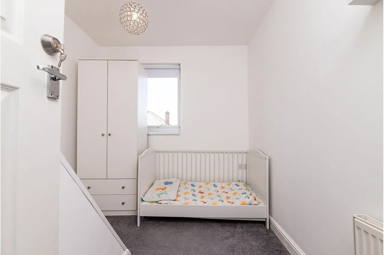 Hollydale Road, Nottingham, NG3, photo 46