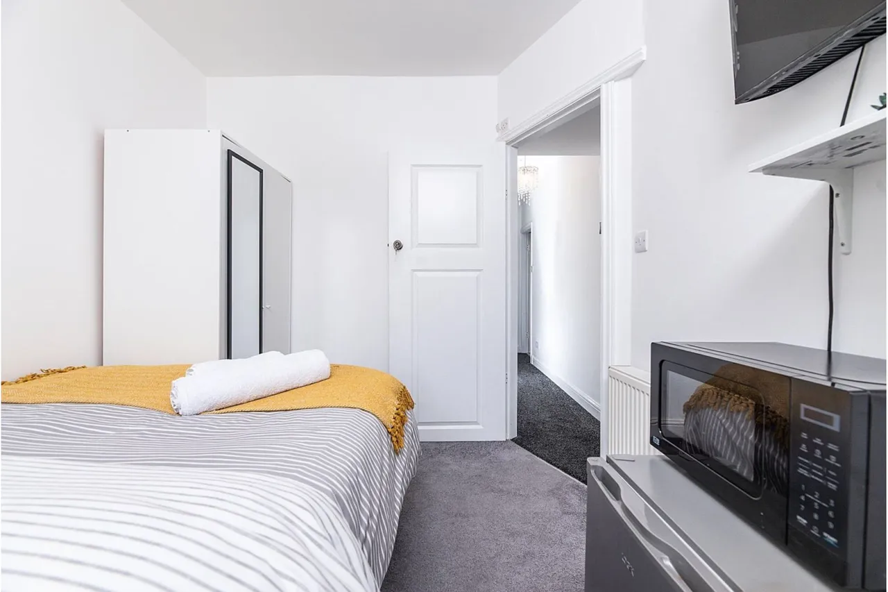 Hollydale Road, Nottingham, NG3, photo 19