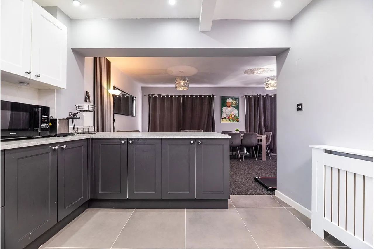 Hollydale Road, Nottingham, NG3, photo 5