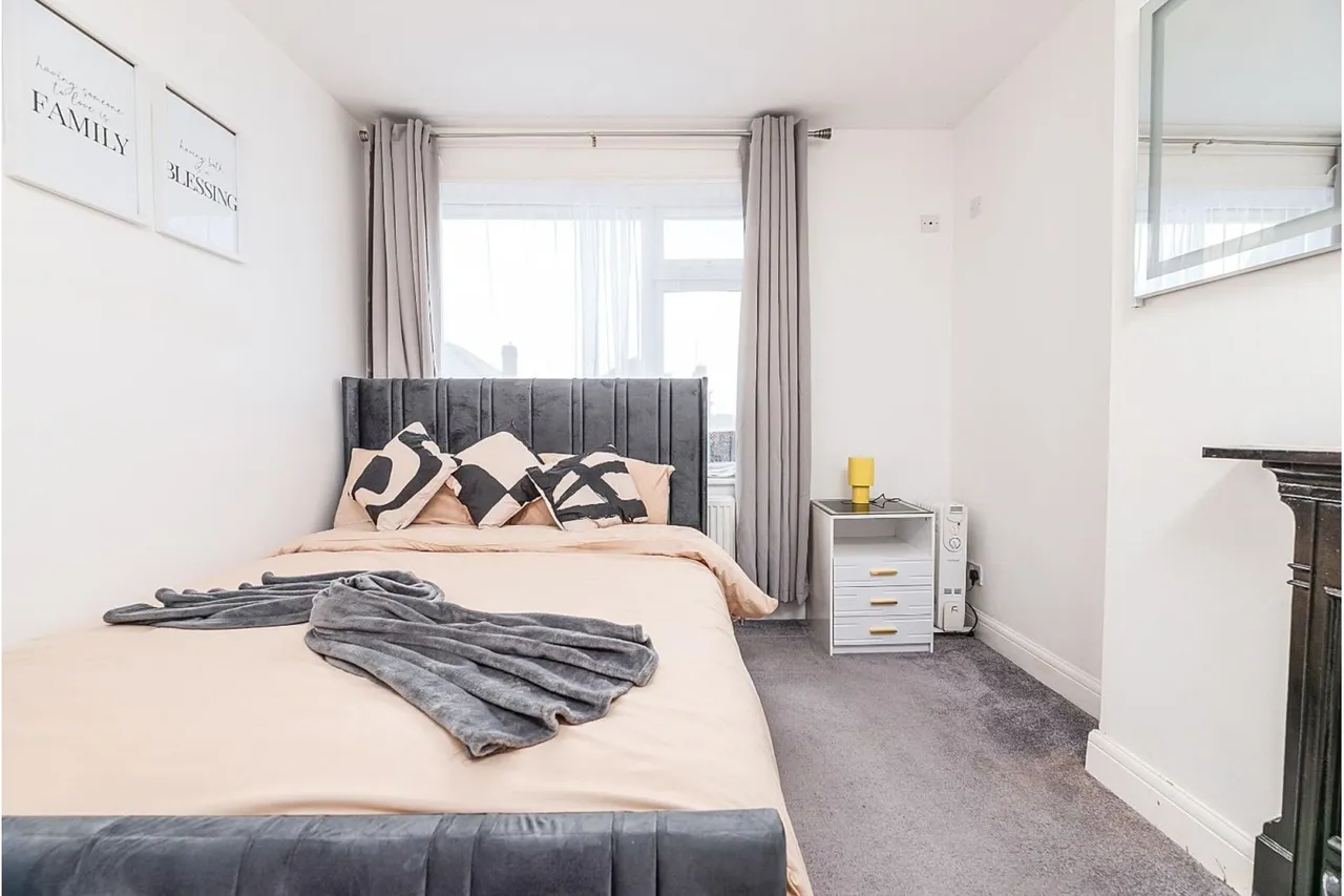 Hollydale Road, Nottingham, NG3, photo 27