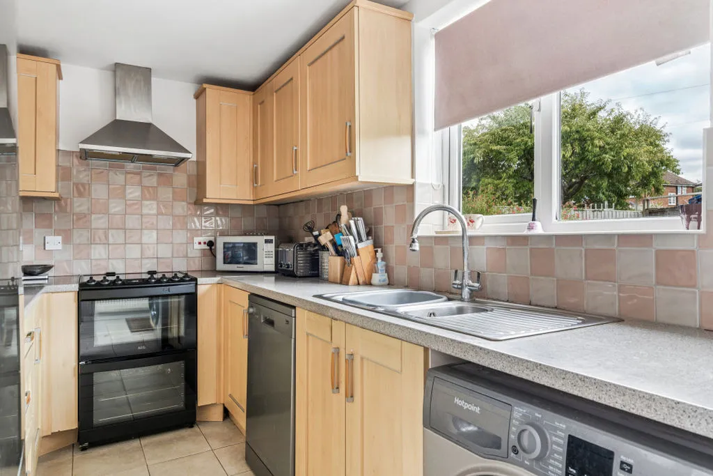 Waborne Road, Bourne End SL8 5LH, photo 10