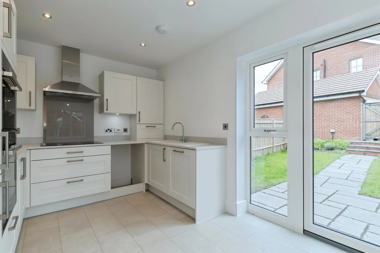 Whitsbury Road, Fordingbridge, photo 10