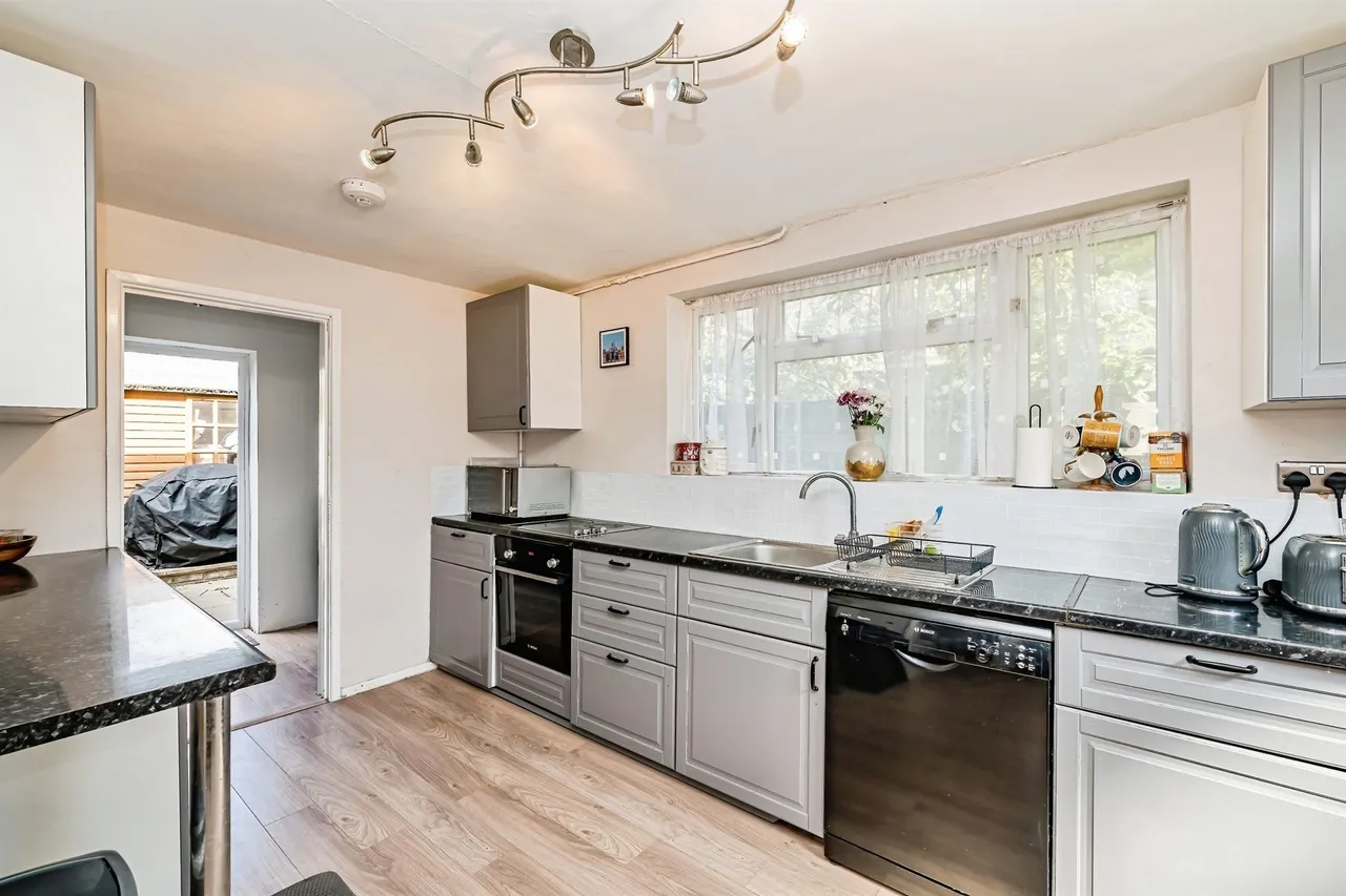 Burlington Road, Burnham, SL1, photo 16