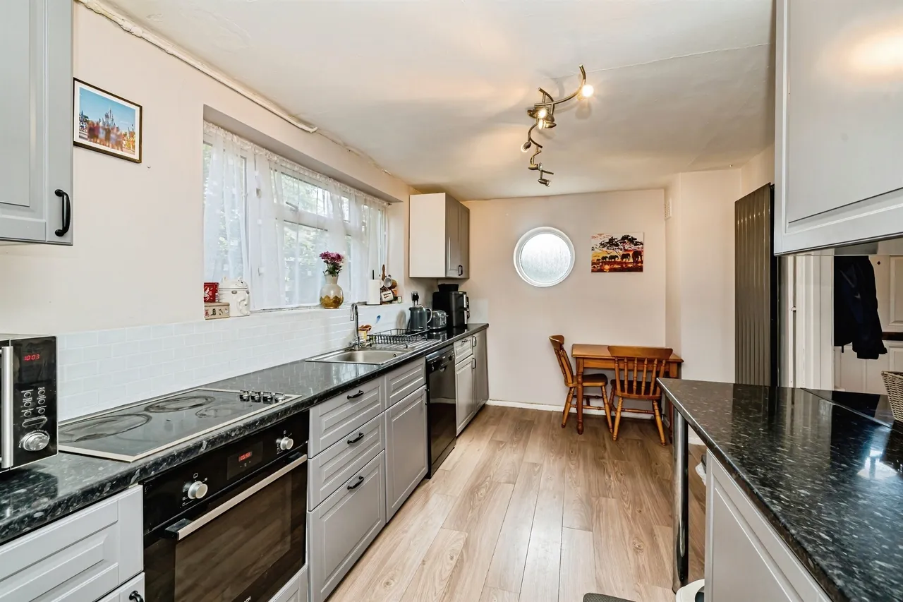 Burlington Road, Burnham, SL1, photo 2