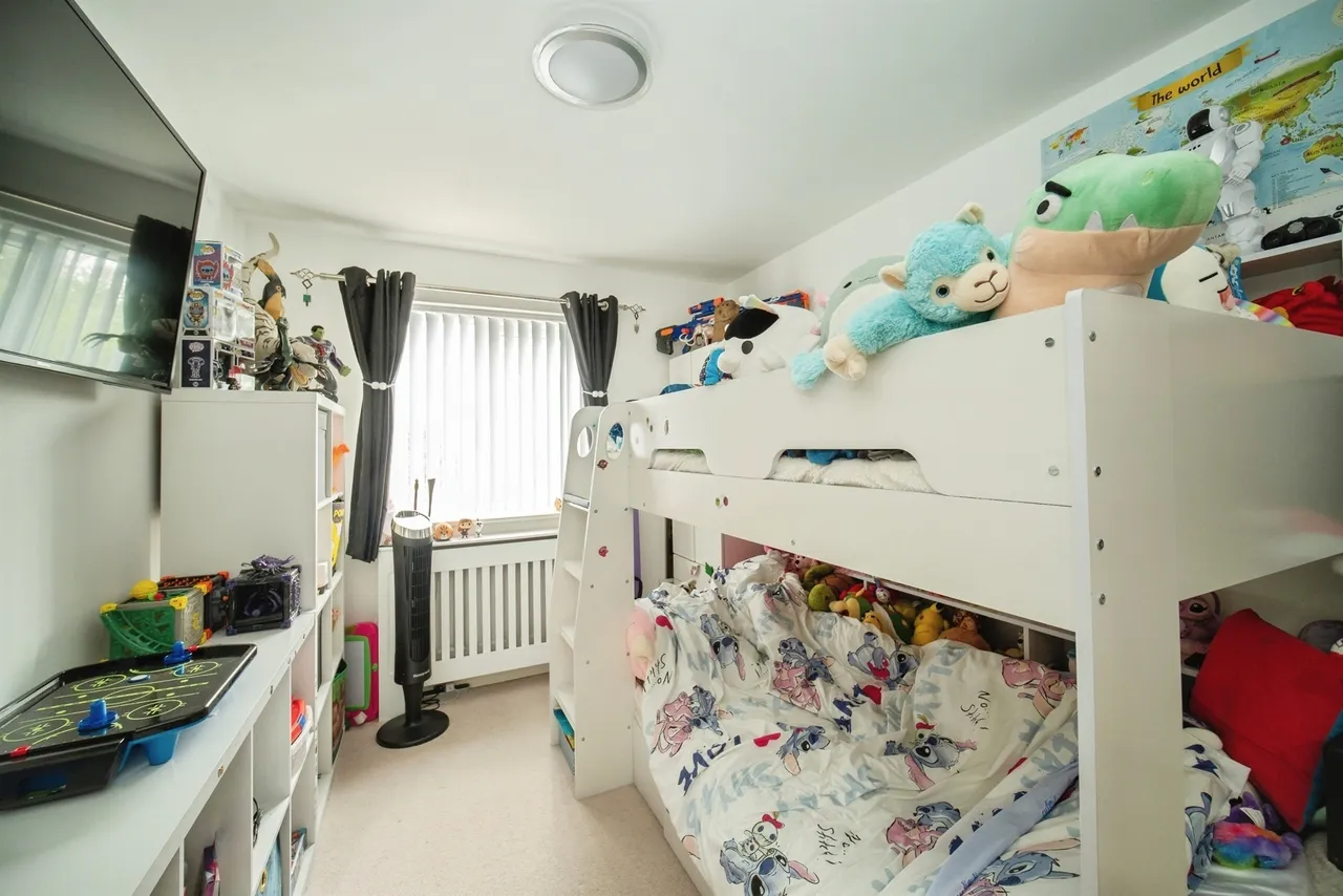 Skippetts Gardens, Basingstoke, RG21, photo 7