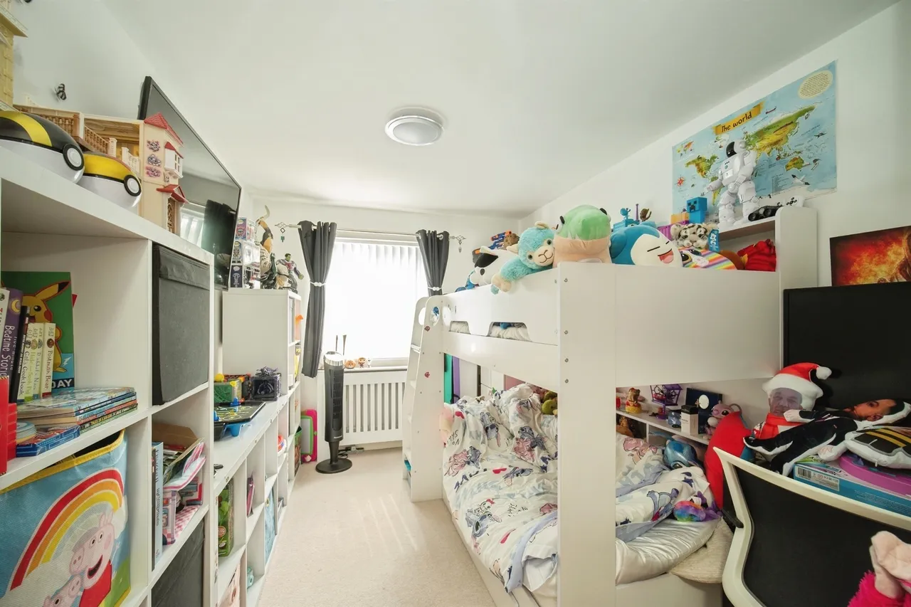 Skippetts Gardens, Basingstoke, RG21, photo 11