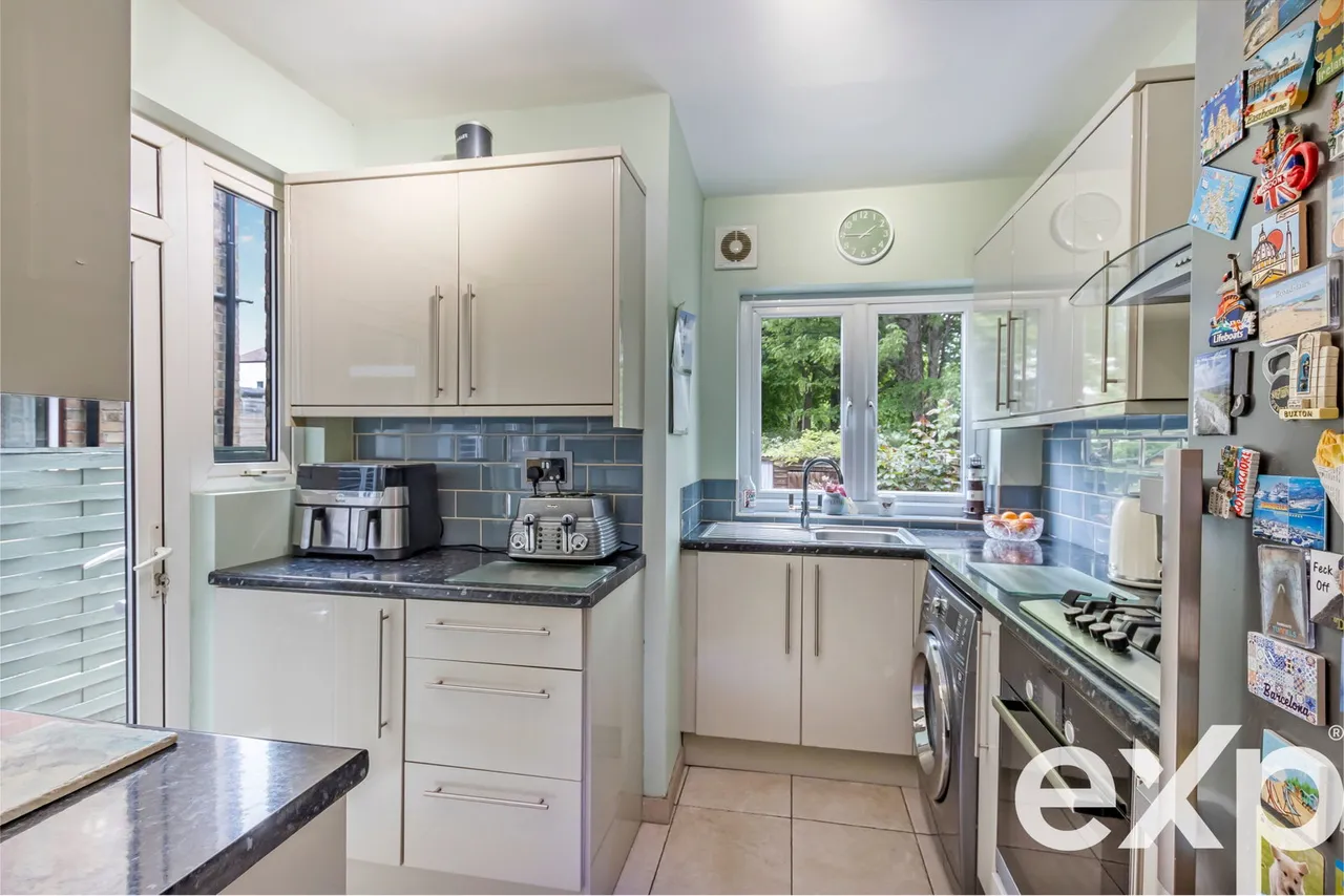 Barrowell Green, Winchmore Hill, N21, photo 9