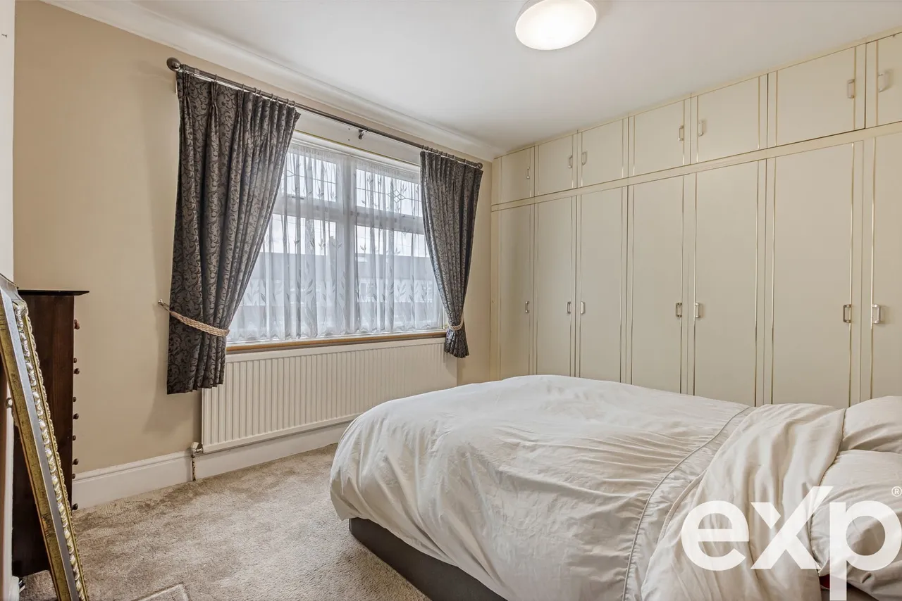 Barrowell Green, Winchmore Hill, N21, photo 12