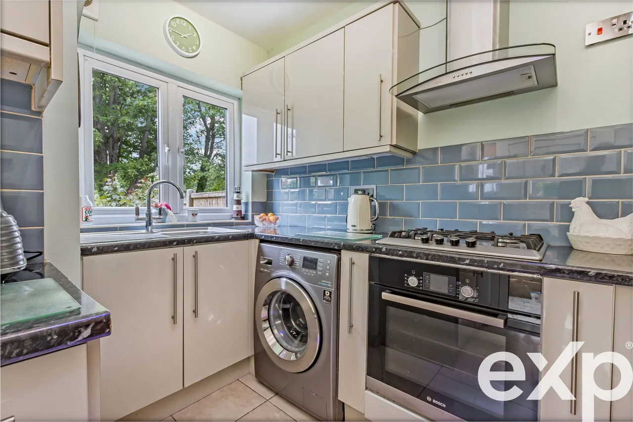 Barrowell Green, Winchmore Hill, N21, photo 10