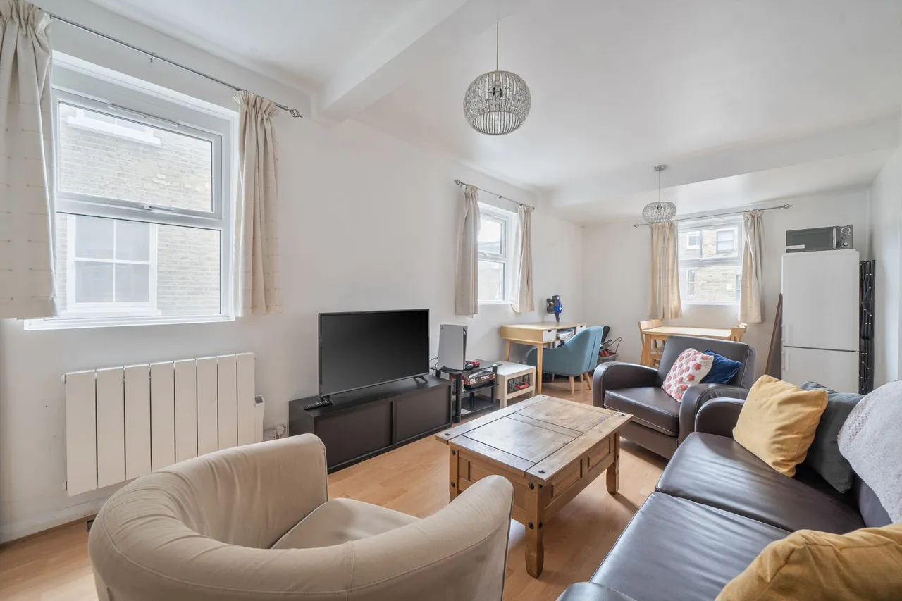 First Floor, 31 Radipole Road, London, photo 2