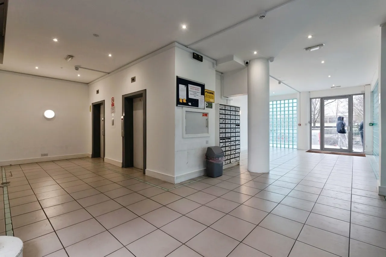 Skyline Plaza, 45 Victoria Avenue, Southend-On-Sea, Essex, SS2, photo 2