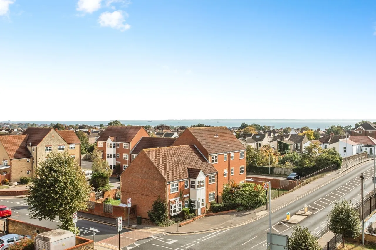 Highbanks, 155 Southchurch Avenue, Southend-On-Sea, Essex, SS1, photo 7