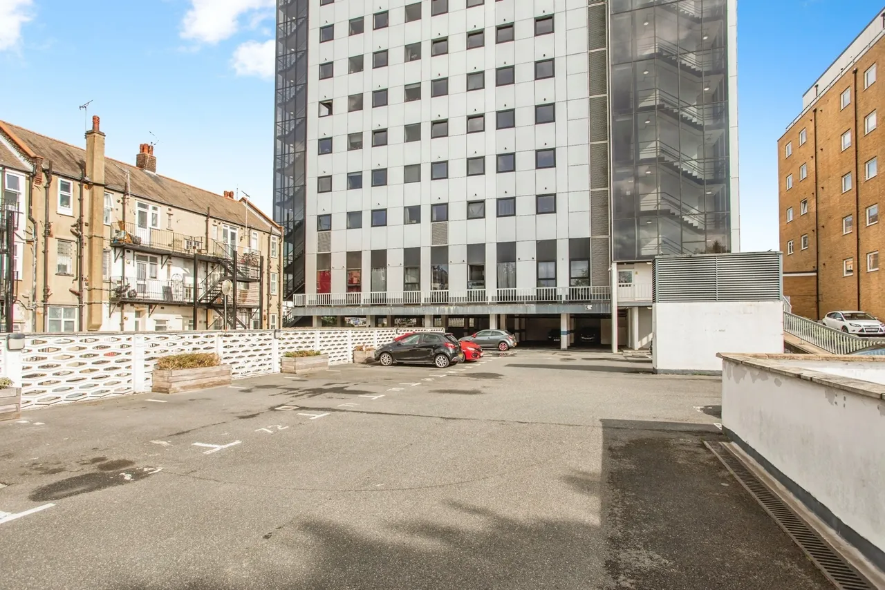 Highbanks, 155 Southchurch Avenue, Southend-On-Sea, Essex, SS1, photo 17