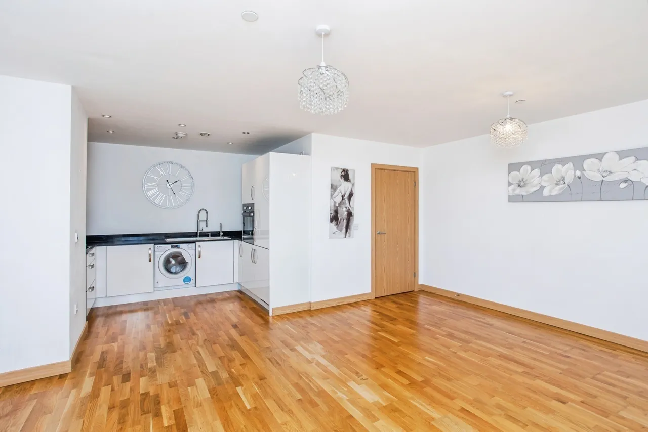 Highbanks, 155 Southchurch Avenue, Southend-On-Sea, Essex, SS1, photo 4