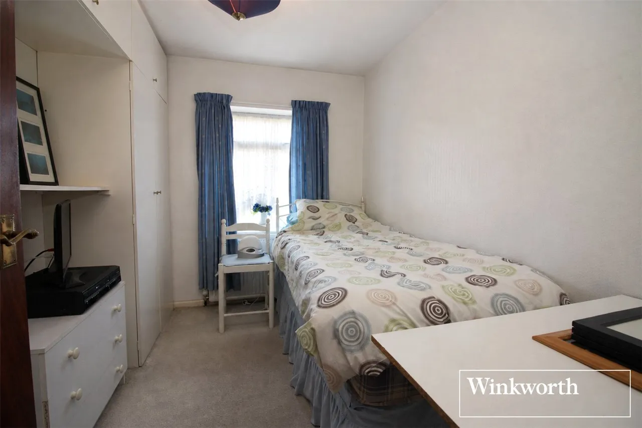 Brook Road, Borehamwood, WD6, photo 12