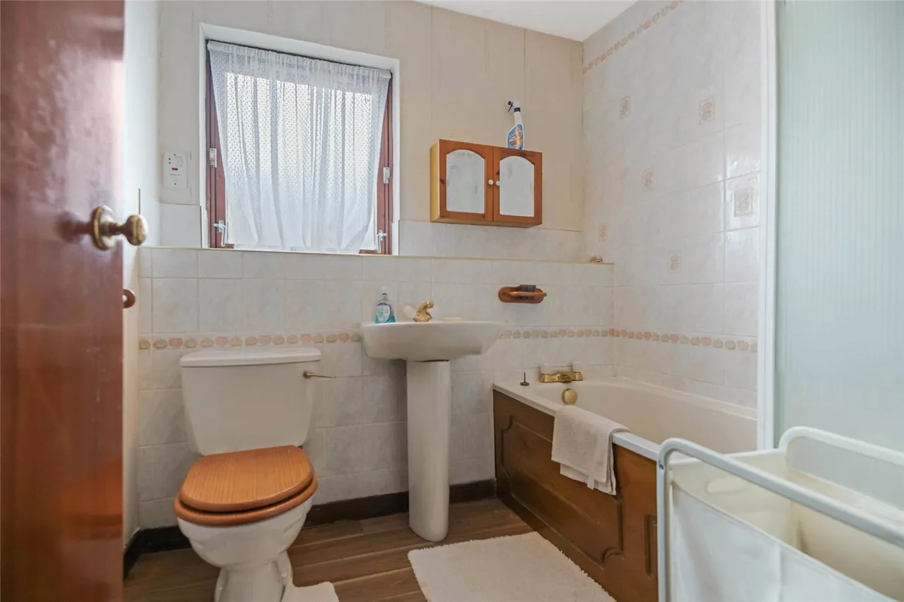 Bream Place, Houston, PA6, photo 20