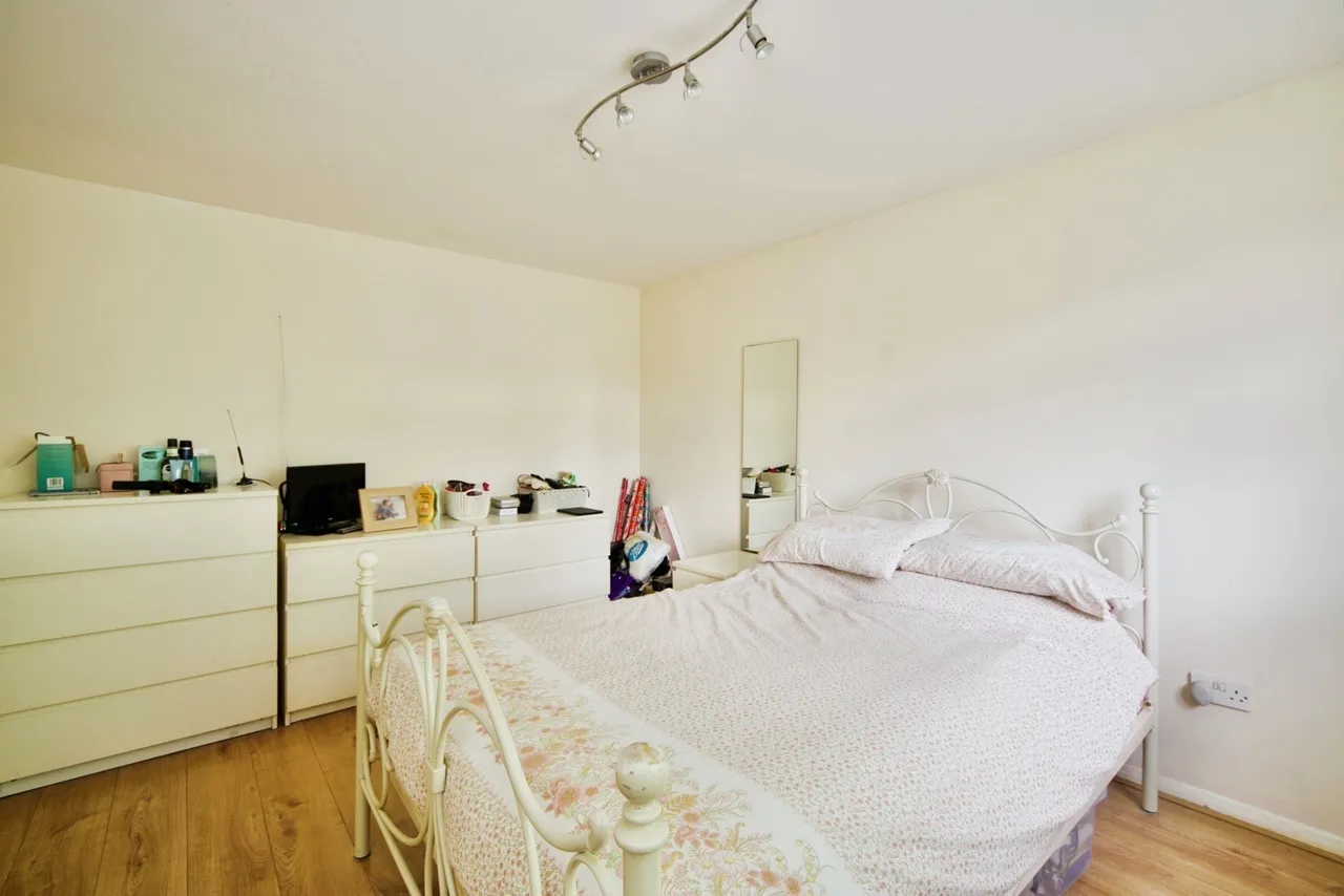 Wigston Close, London, N18, photo 9